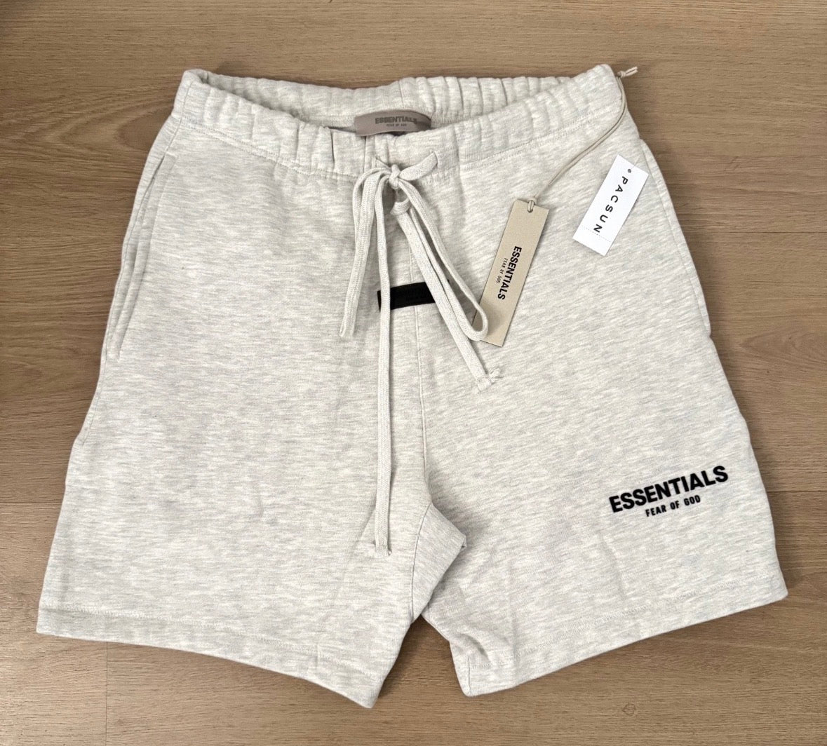SHORTS ESSENTIALS